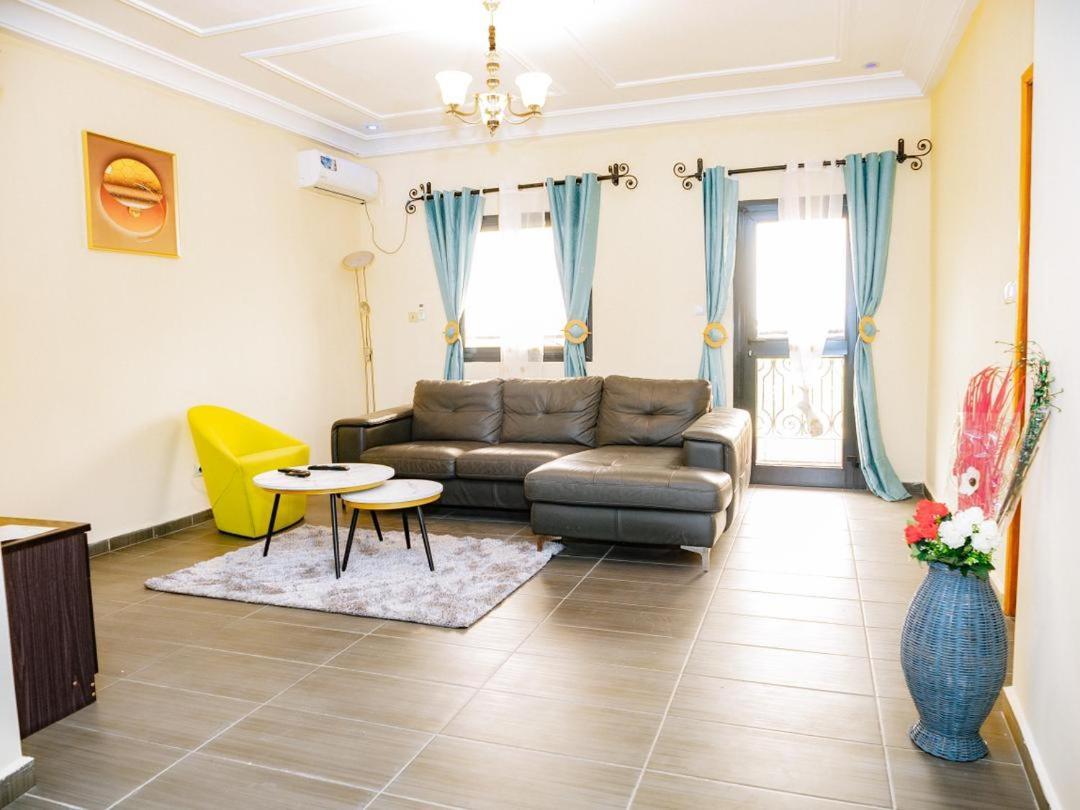 R&D Residence Douala Buitenkant foto