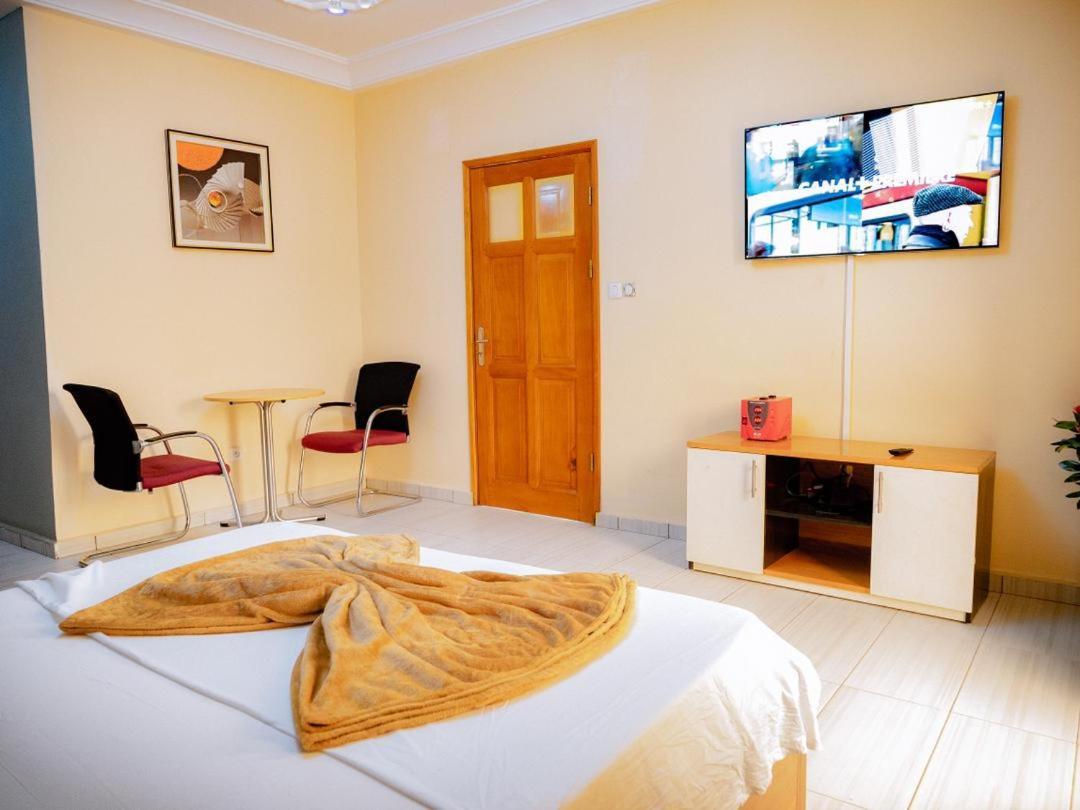 R&D Residence Douala Buitenkant foto